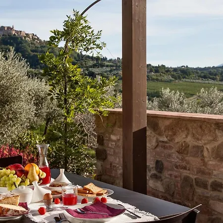 Elena-podere Poggioalsole Villa